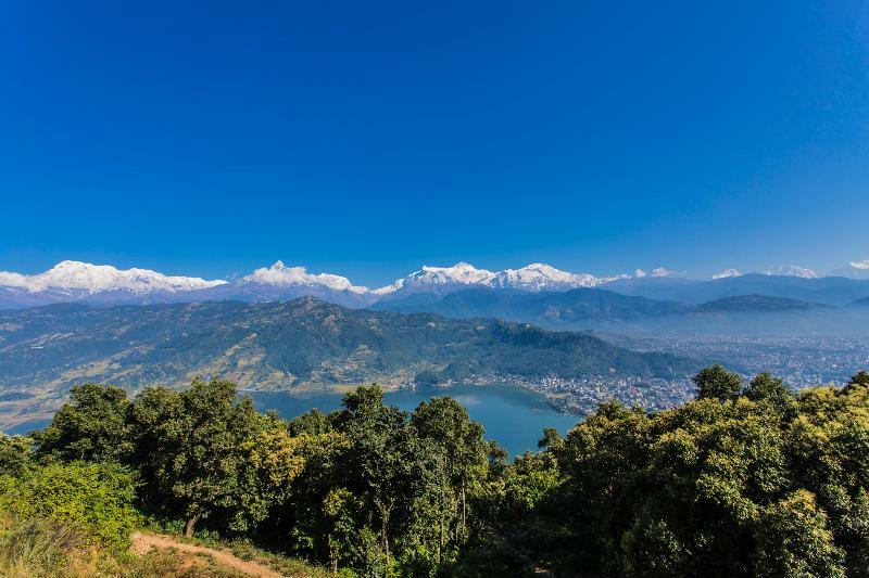 Oyo 227 Hotel Moonstone Pvt Ltd Pokhara Buitenkant foto